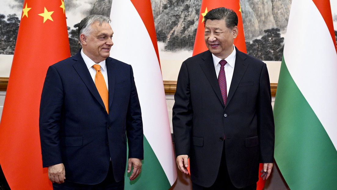 Orbán publica imágenes de la tercera parada de su misión de paz