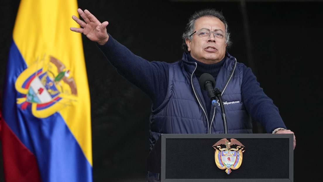 Petro defiende su modelo enfocado en el cambio climático: "El dólar no nos salva la vida"