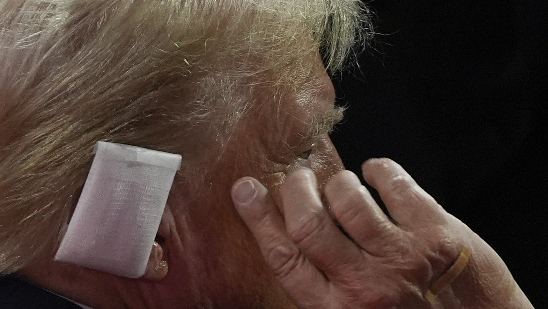 El FBI se equivoca al dudar de que Trump fuera herido de bala, dice su exmédico