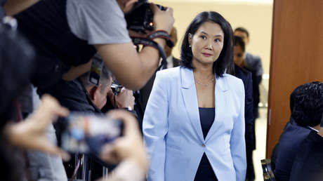 Protestas y un fiscal con chaleco antibalas: así comenzó el juicio contra Keiko Fujimori