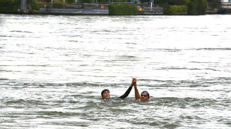 VIDEO: Ministra de Deportes de Francia nada en el río Sena a 13 días de los JJ.OO. de París