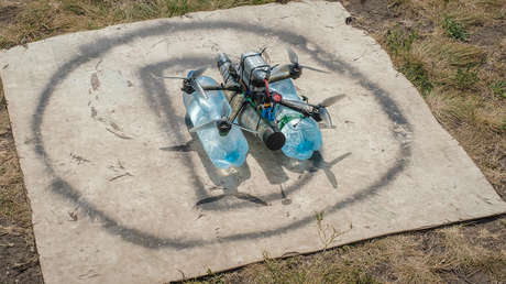 VIDEO: Derriban un dron ucraniano con una botella de agua