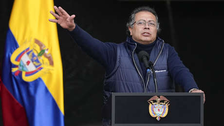 Petro defiende su modelo enfocado en el cambio climático: "El dólar no nos salva la vida"