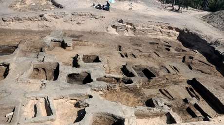 Descubren más de 60 tumbas antiguas en Egipto