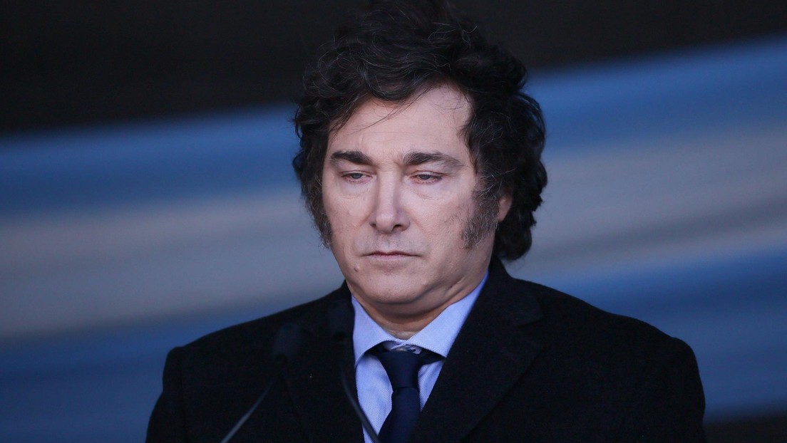 Milei afirma que hará "el mayor esfuerzo para reconciliar a la política con las Fuerzas Armadas"