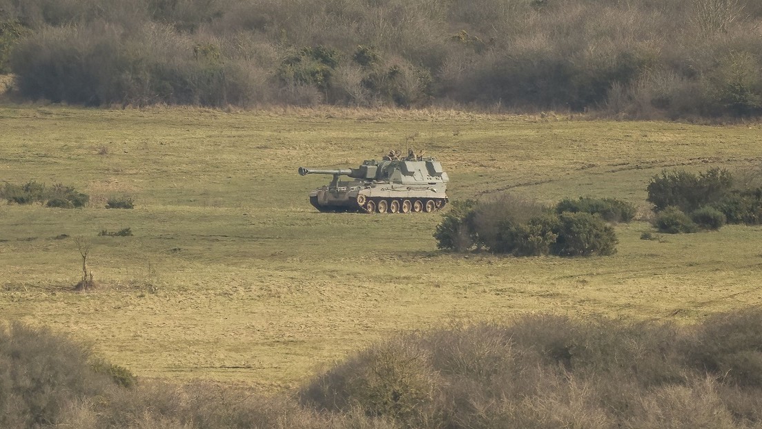VIDEO: Ejército ruso destruye un obús autopropulsado de fabricación británica