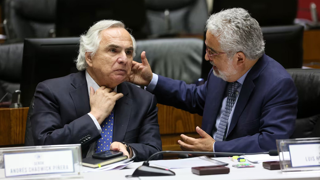 Exministro chileno envuelto en la polémica por recibir pagos de Luis Hermosilla