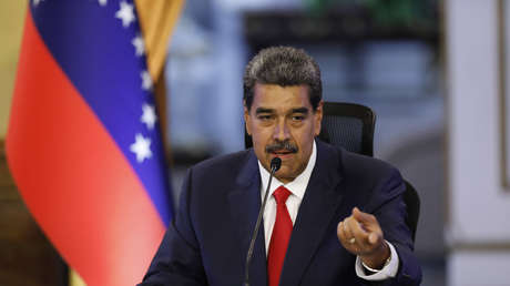 Maduro acusa a WhatsApp de entregarle los números de Venezuela "al narcotráfico colombiano"