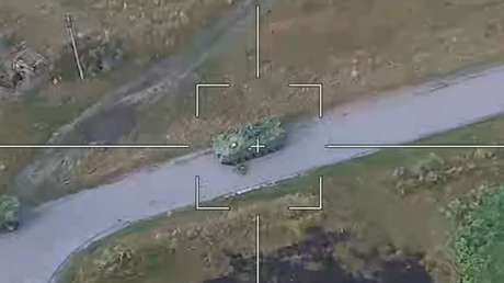 VIDEO: Rusia destruye varios vehículos blindados ucranianos cerca de la frontera