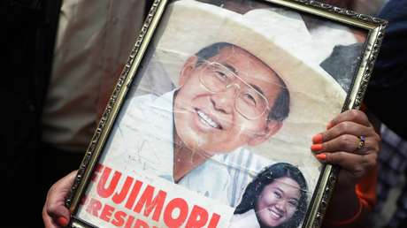 ¿Embargo e investigación fiscal? La disputa en Perú por la pensión vitalicia de Fujimori