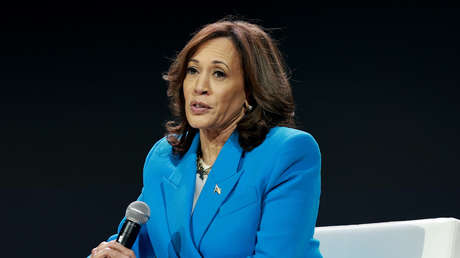 Vecinos de Harris votarán por ella "si acepta vender su casa"