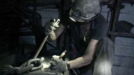 "Más allá solo una rápida descomposición": Medvédev explica por qué Ucrania necesita Donbass