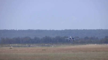 VIDEO: Caza ruso destruye equipos y personal ucranianos en la provincia de Kursk