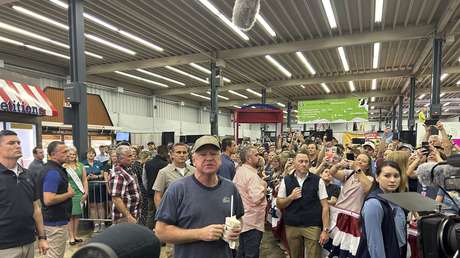 Tim Walz evita torpemente responder sobre los rehenes hallados muertos en Gaza (VIDEO)