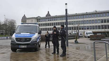Detienen a cuatro hombres en Alemania, sospechosos de violar en grupo a un refugiado iraní