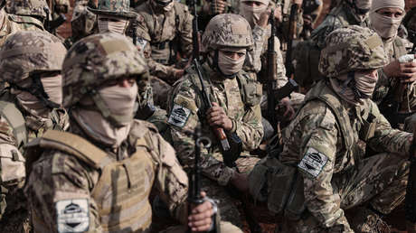 Medio turco: Kiev mantiene negociaciones con terroristas en Siria