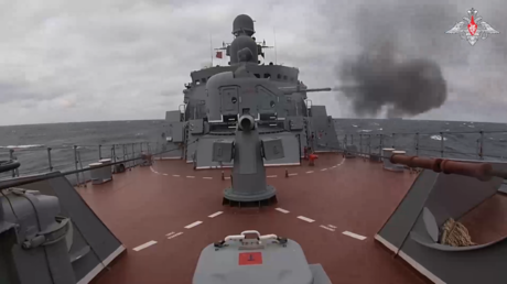 VIDEO: Buques de la Flotilla del Caspio practican la destrucción de lanchas no tripuladas