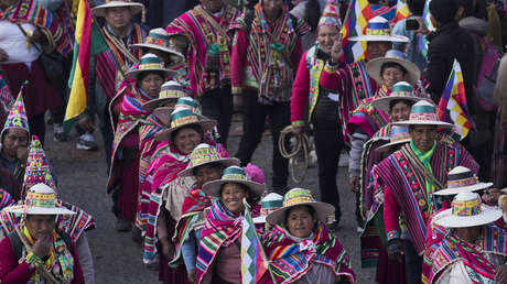 Mitin de Evo Morales en La Paz concluye con enfrentamientos entre militantes partidistas