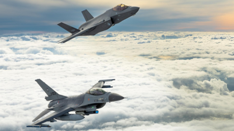 Países Bajos dice adiós a los cazas F-16