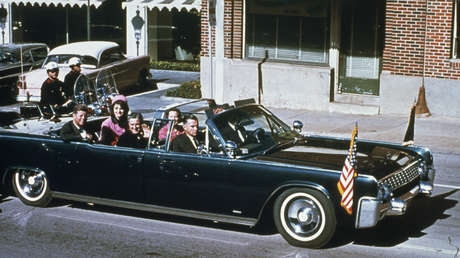 Lo que más lamenta el guardaespaldas que se abalanzó sobre el coche de John F. Kennedy