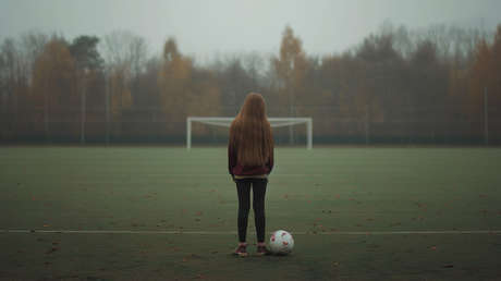 "¿Eres un hombre?": Una adolescente futbolista puede ser sancionada por comentario a jugador transgénero