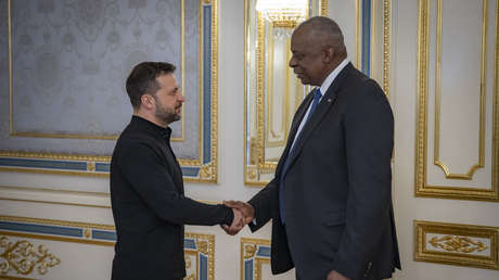 Diputado ucraniano: Austin "sobornó" a Zelenski