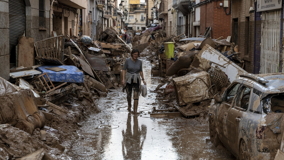 La sombra de la sospecha sobrevuela las adjudicaciones urgentes para la reconstrucción en Valencia