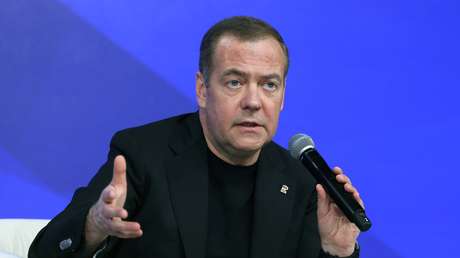 Medvédev: Los políticos de la UE quieren guerra en su territorio