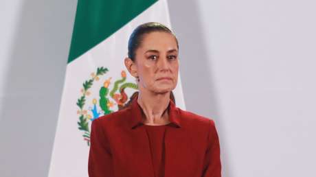 Moody's afirma que México sufre un "debilitamiento institucional" y Sheinbaum responde