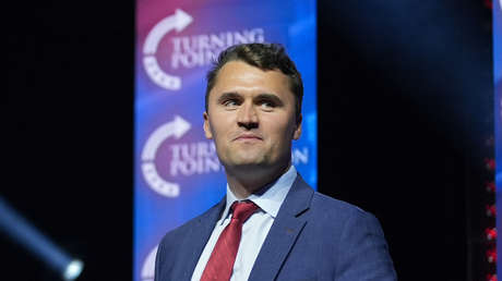 Activista de EE.UU. se dirige a los rusos y el mensaje se hace viral