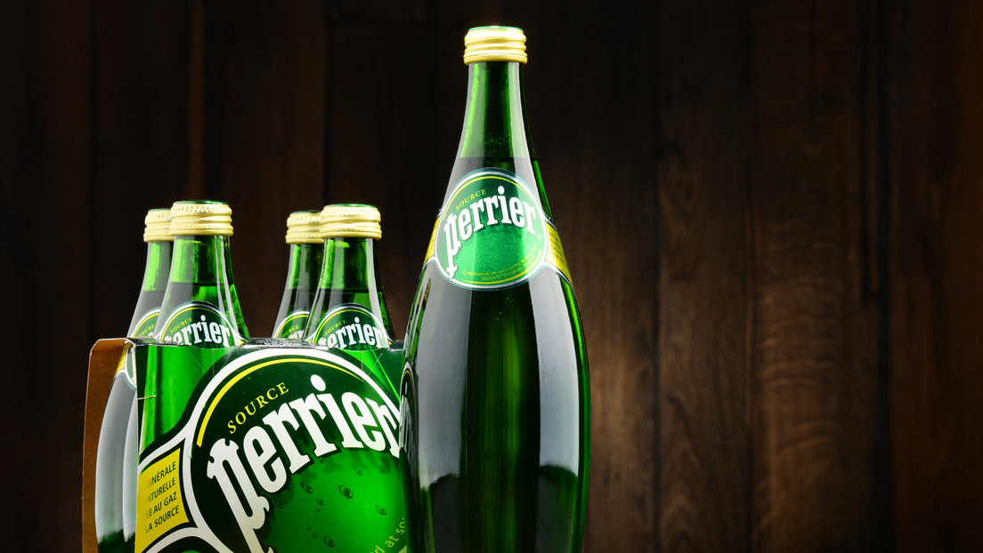 La producción de la marca de agua Perrier podría cerrarse por bacterias fecales