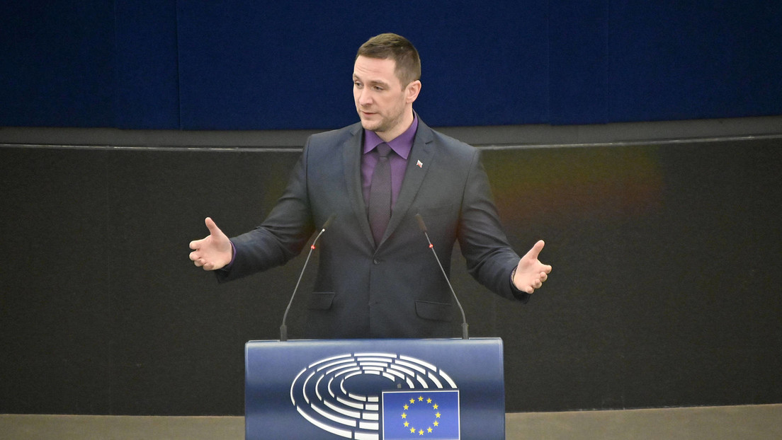 Eurodiputado eslovaco: "Zelenski está poniendo a prueba nuestra paciencia"