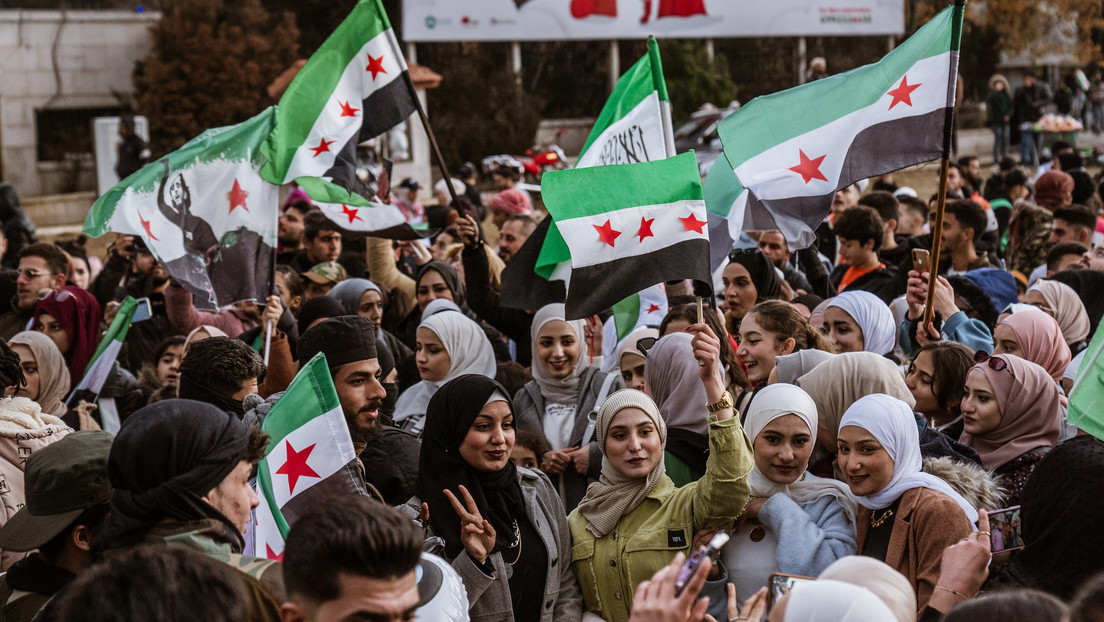 Lavrov comenta la situación que se generó en Siria y sus causas