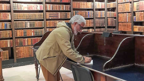 Nadie va a la presentación de su libro y las redes sociales hacen su magia