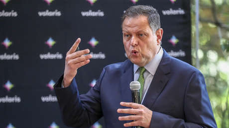 El CEO de una aerolínea mexicana reacciona al intento de un pasajero de desviar un vuelo a EE.UU.