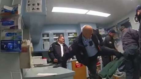 VIDEO: Guardias graban su paliza mortal a un preso esposado