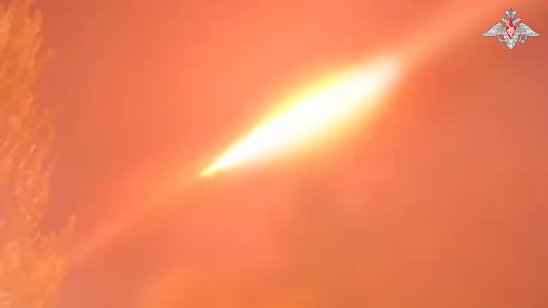 VIDEO: Una "tormenta de fuego" golpea las posiciones ucranianas