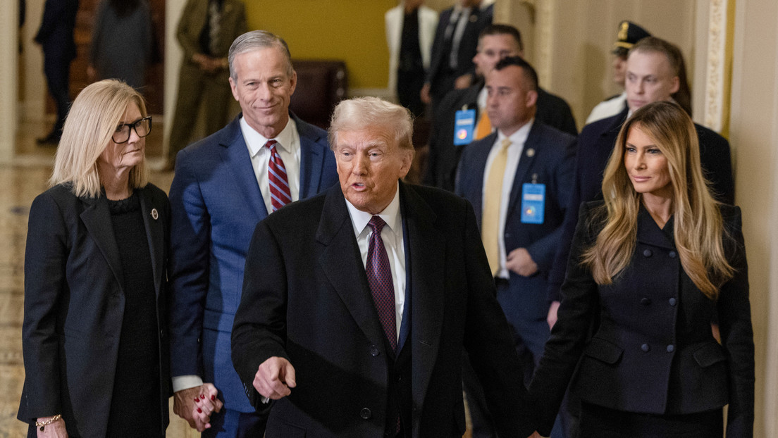 El equipo de Trump advierte a Dinamarca que "va en serio" con la compra de Groenlandia