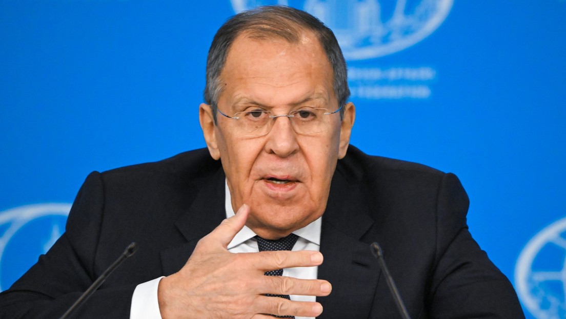 Lavrov: Rusia está dispuesta a discutir garantías de seguridad para el país "que ahora se llama Ucrania"
