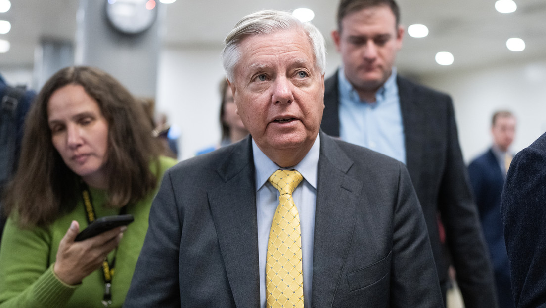 Senador instará a Trump a "diezmar el programa nuclear iraní"