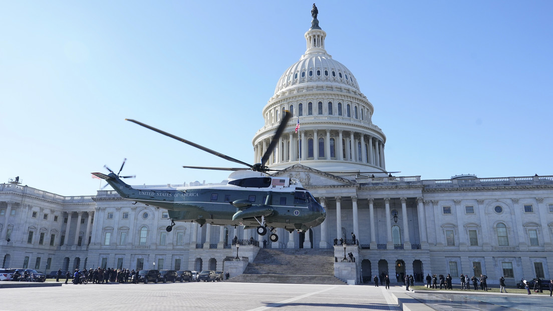 Empleados federales de EE.UU. deberán notificar sobre sus colegas cuyo trabajo esté relacionado con la inclusividad