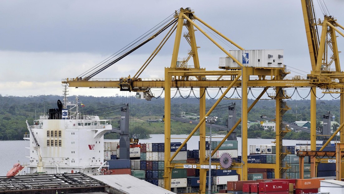 Sanciones mutuas entre EE.UU. y Colombia: ¿a qué productos y sectores económicos afectarán?