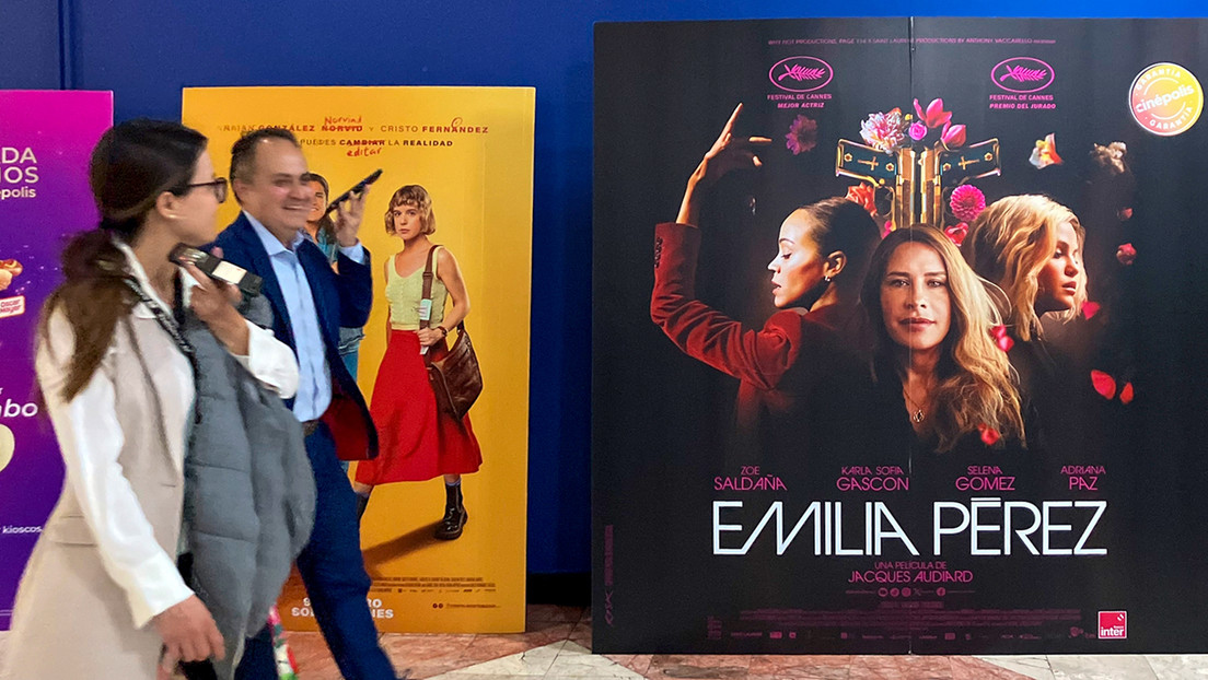 Autoridades de México intiman a cines que exhiben 'Emilia Pérez' por esta razón