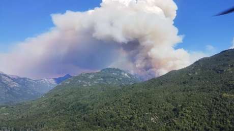 Incendio forestal devora miles de hectáreas del Parque Nacional más antiguo de Argentina