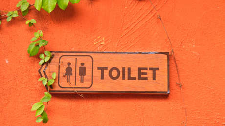 Meta retira los tampones de los baños masculinos