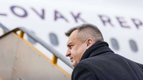 Polonia prohíbe a una delegación eslovaca sobrevolar su espacio aéreo de camino a Rusia