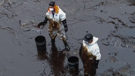 Se cumplen 3 años del derrame de Repsol en Perú: el mar sigue contaminado y los afectados olvidados