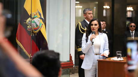 Verónica Abad cuestiona apoyo de las FF.AA. a Noboa y pone en duda el proceso electoral