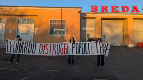 Acusan a la Policía italiana de obligar a varias activistas a desnudarse y hacer sentadillas