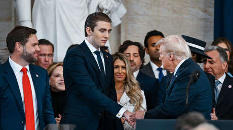 Qué se sabe de Barron, el hijo menor de Trump al que le atribuyó parte de su victoria